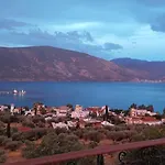 Appartement Queen Aspri 3' Min To The Beach! Antikyra