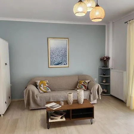 Queen Aspri 3' Min To The Beach! *