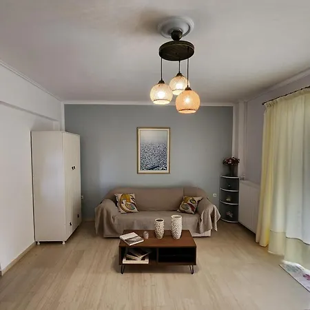 Queen Aspri 3' Min To The Beach! *