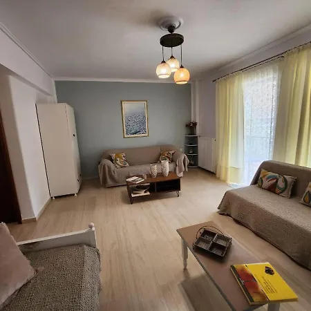 Apartment Queen Aspri 3' Min To The Beach! Antikyra