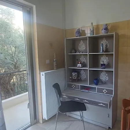 Queen Aspri 3' Min To The Beach! Апартаменты *